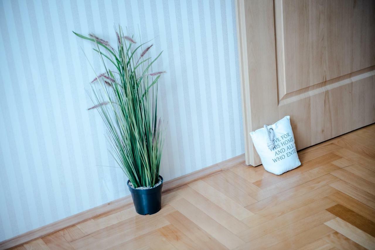 Hollo Apartment - Private Garage - A/C Budapest Bagian luar foto