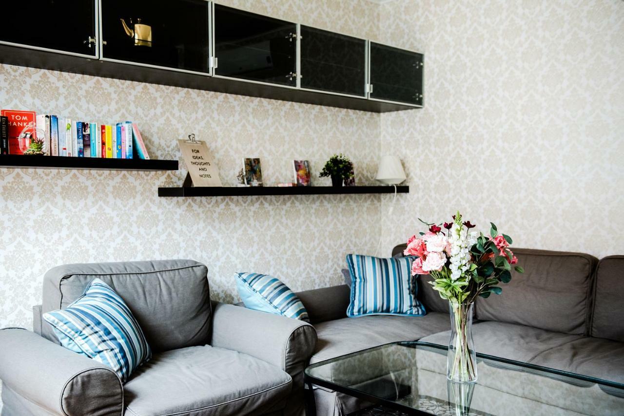 Hollo Apartment - Private Garage - A/C Budapest Bagian luar foto
